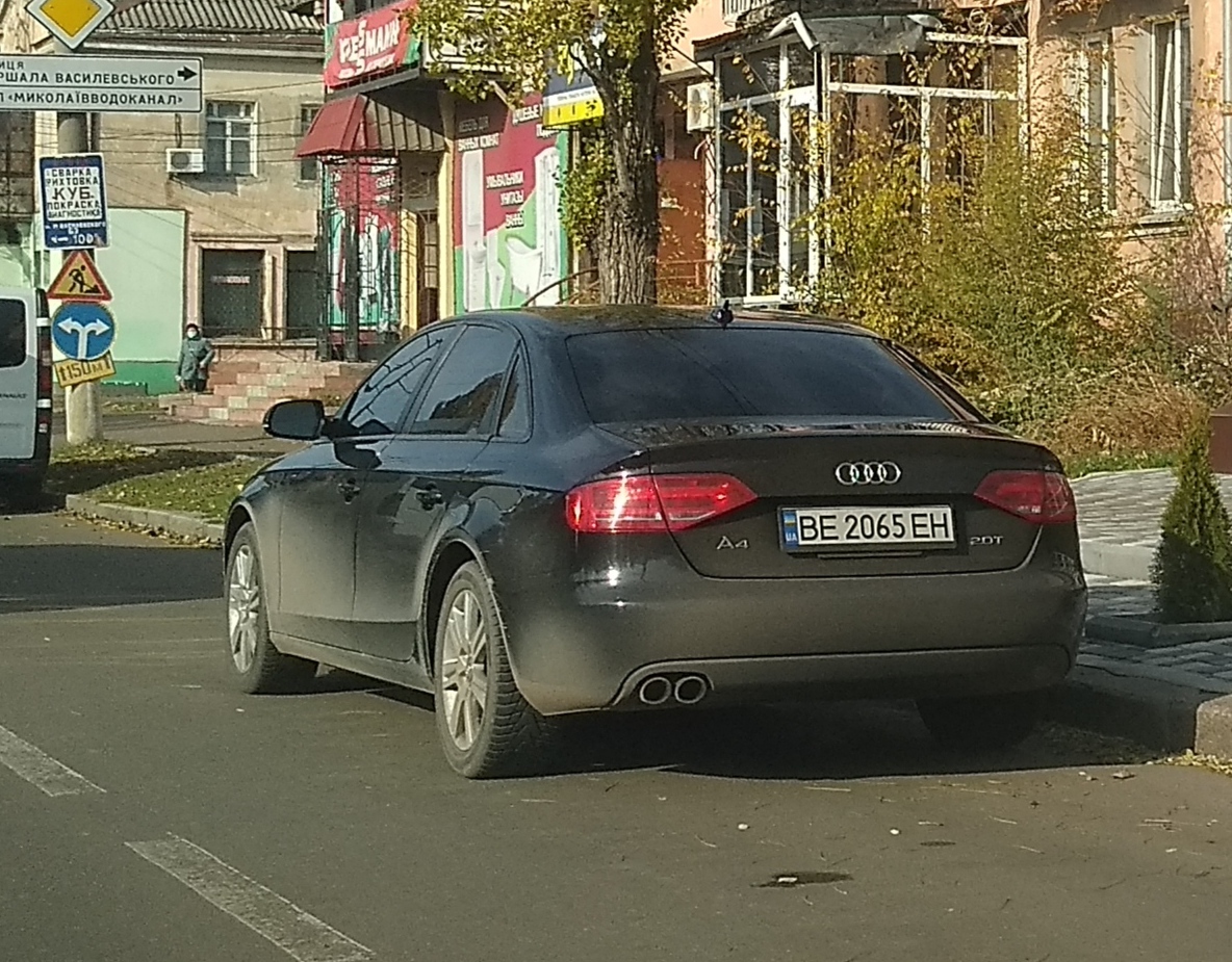 BE 2065 EH, Audi A4 4th gen Sedan (B8/8K2), 2007–2012