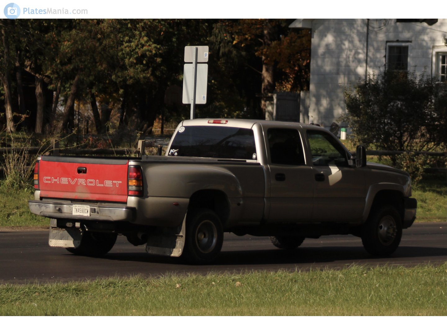 TK459DCW, Chevrolet Silverado 1st gen 1500 (GMT800), 1998–2002