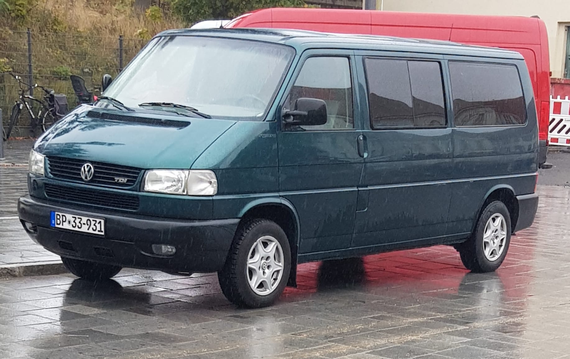 BP 33-931, Volkswagen Caravelle T4, 1996–2003