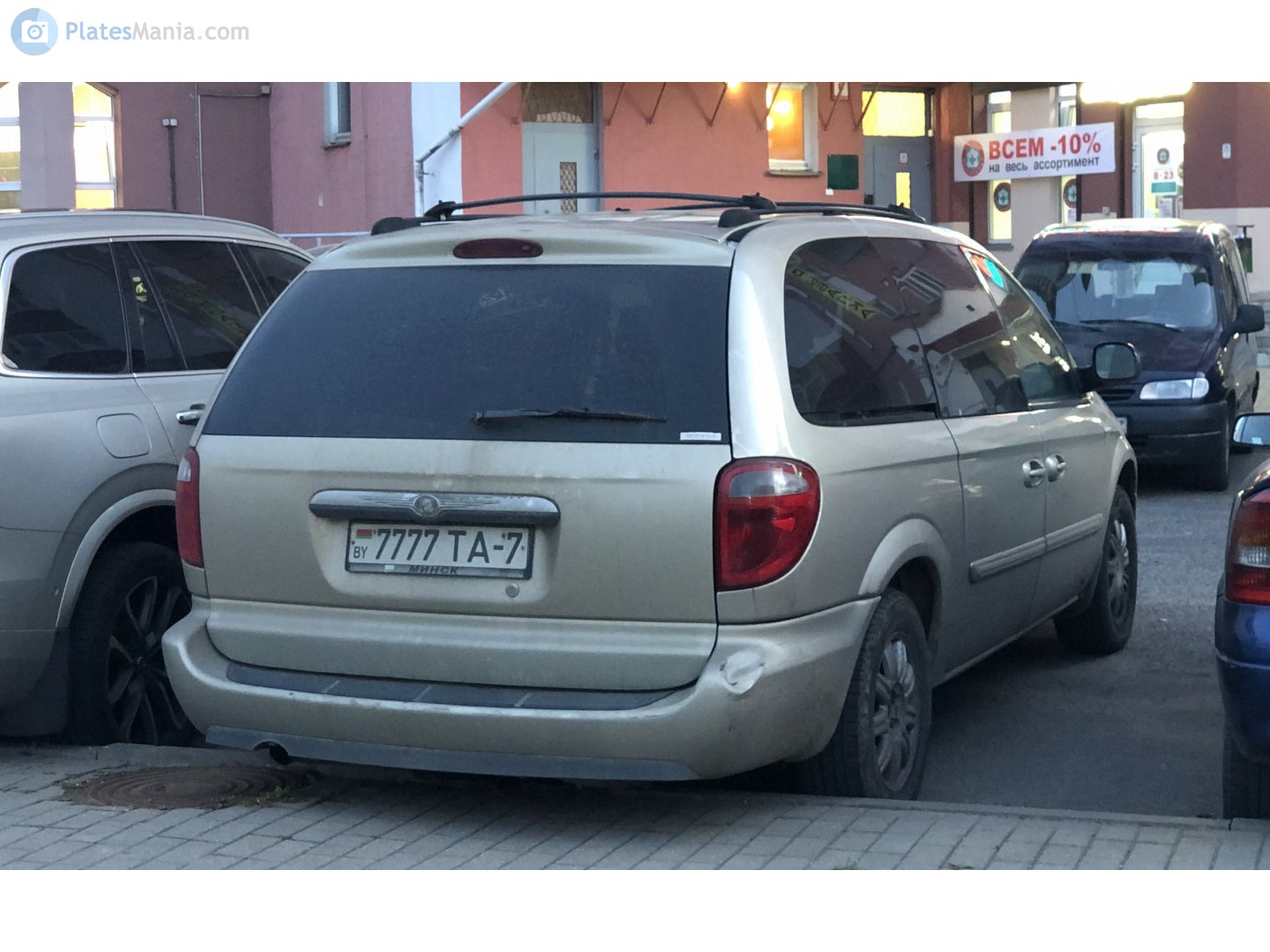 7777 TA-7, Chrysler Town&Country 4th gen Minivan (RS), 2000–2007