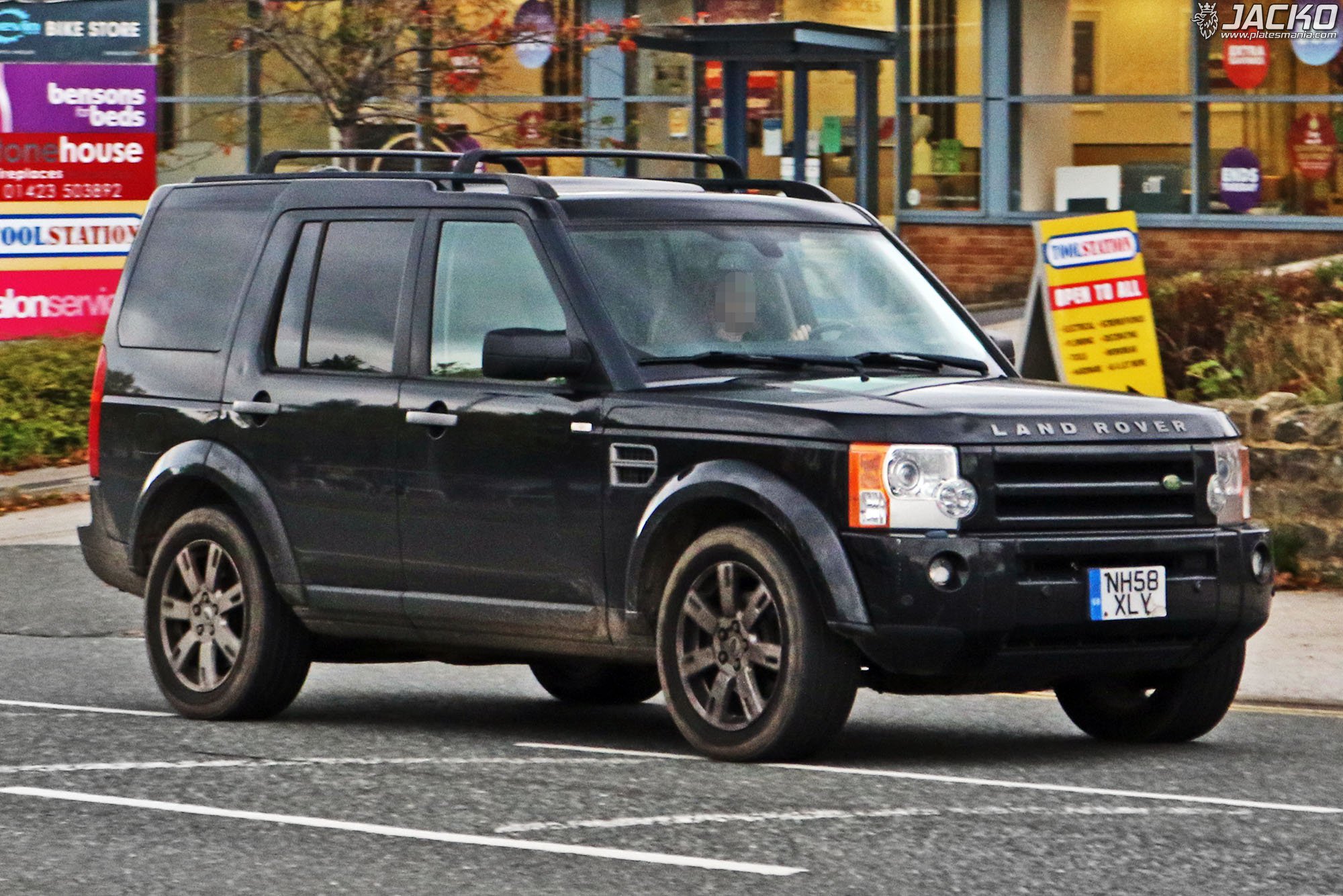 NH58XLY, Land Rover Discovery 3rd gen (LR3) (L319), 2004–2009