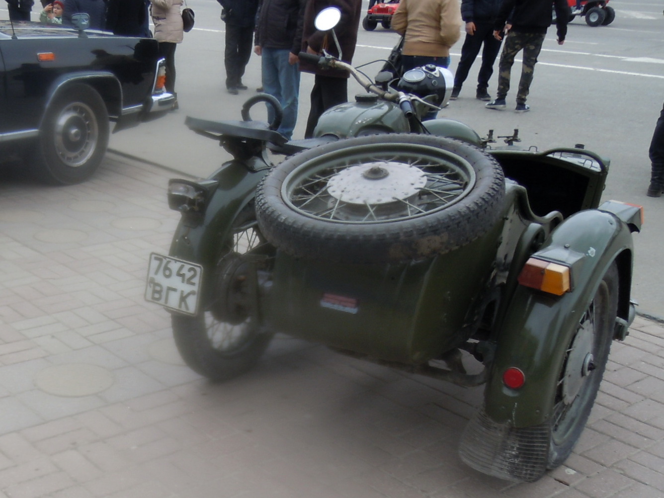 7642 ВГК, Dnepr (KMZ) 12 