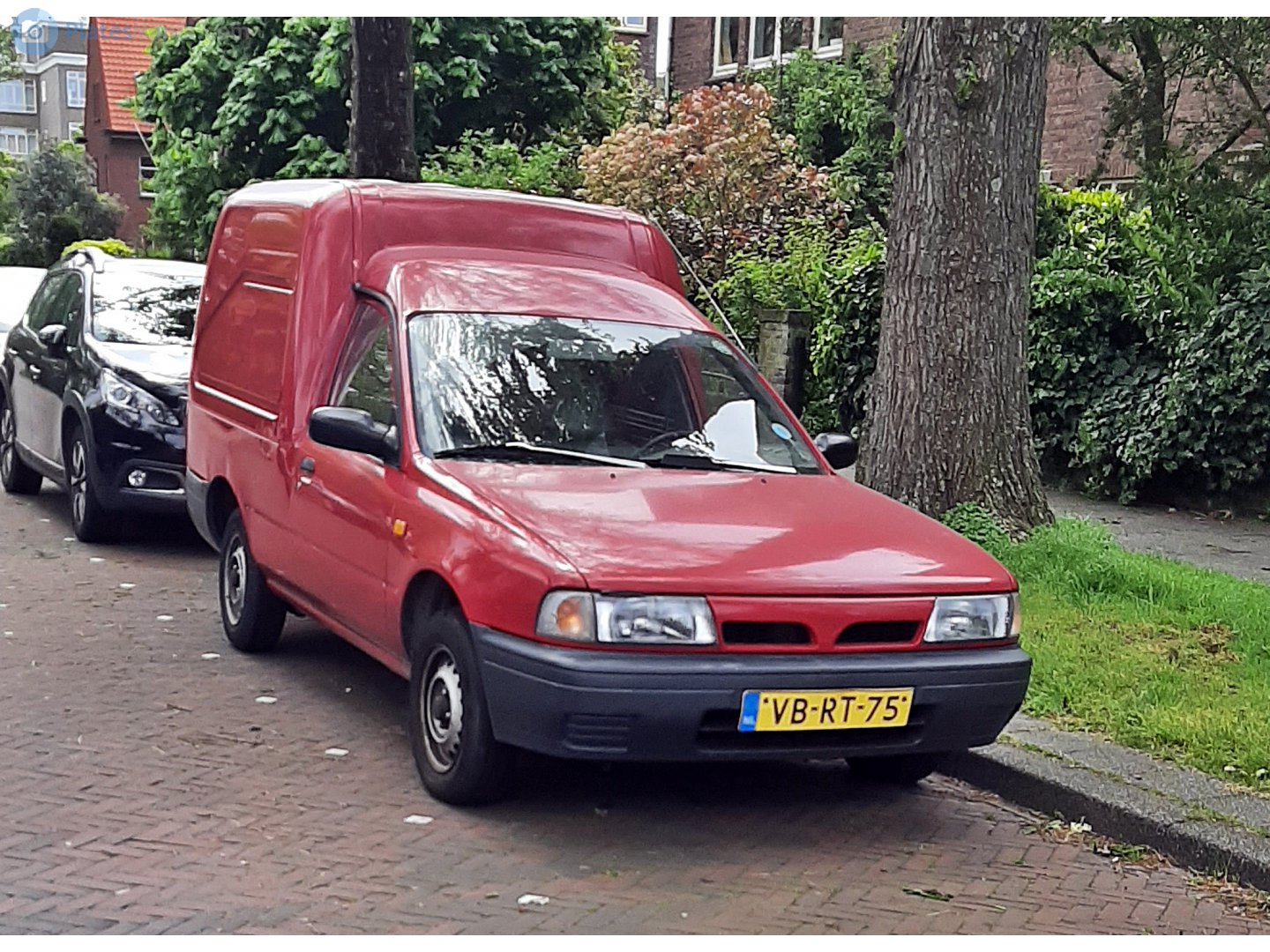 VB-RT-75, Nissan Sunny Van 5th gen (Y10L), 1992–2000