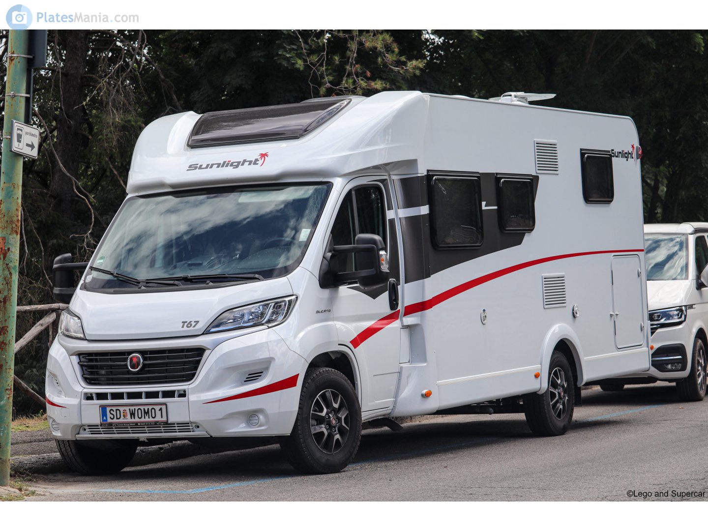 SD WOMO 1, Sunlight T-Series 