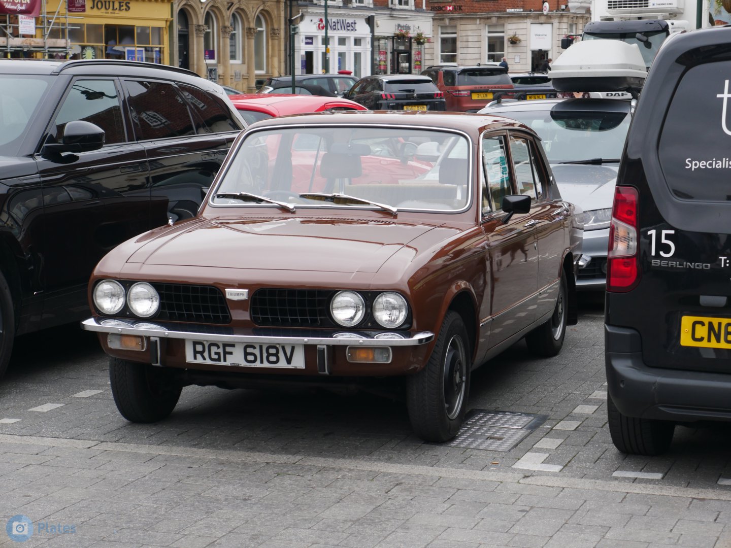RGF618V, Triumph Dolomite 