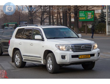 M 009059, Toyota Land Cruiser