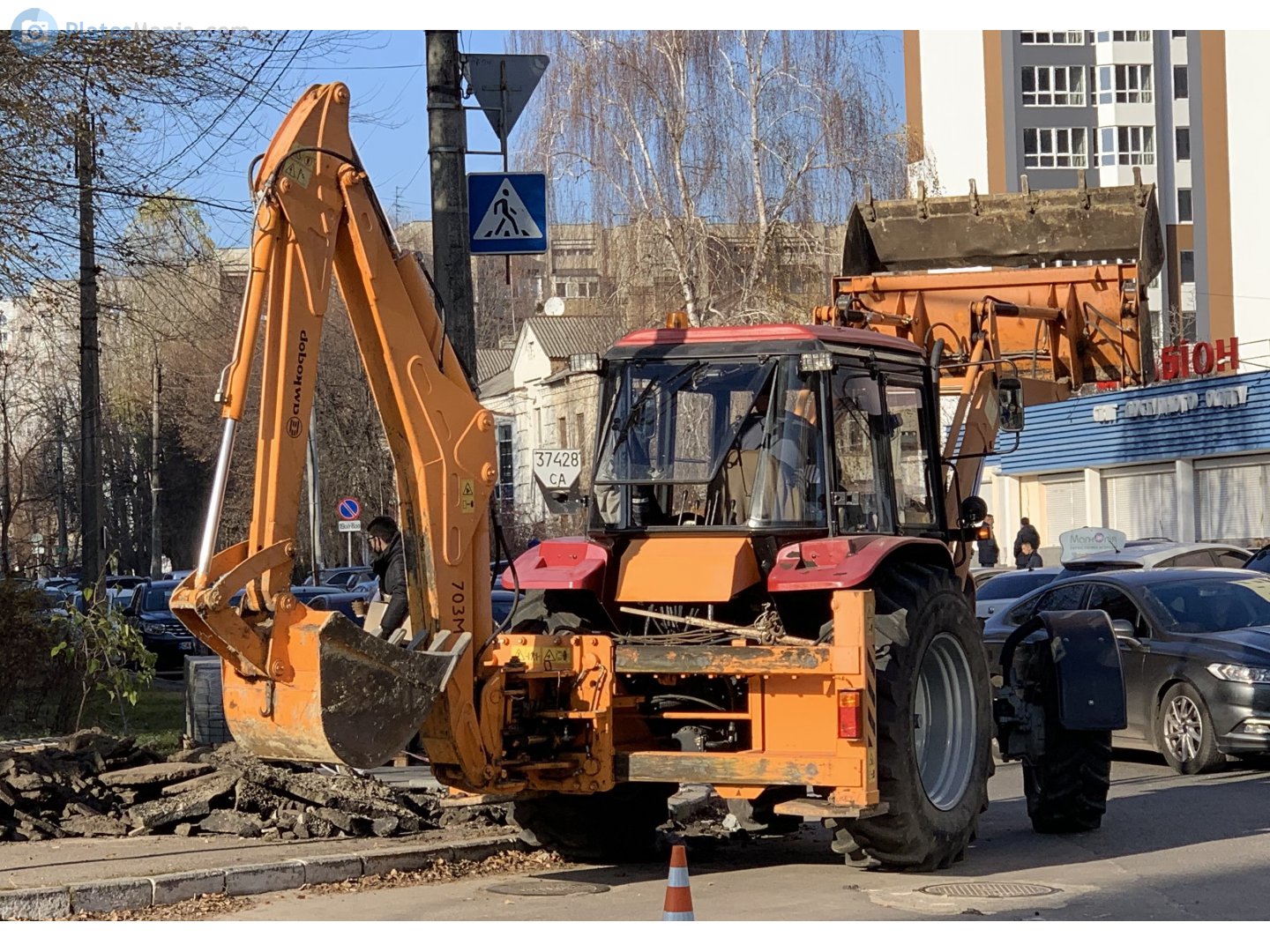 37428 СА, Belarus (MTZ) 921 