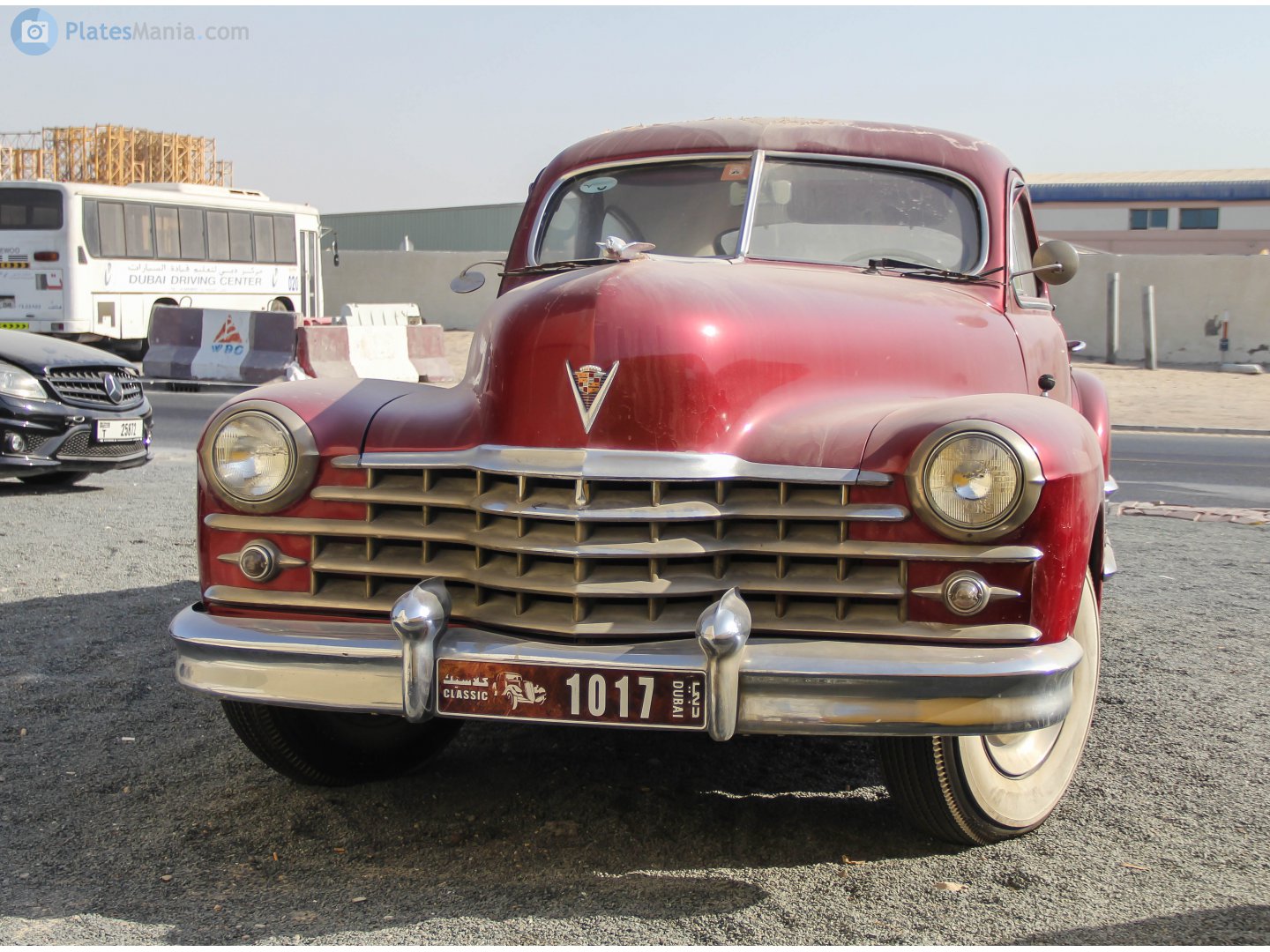 1017, Cadillac Sixty Special 2nd gen (6069; C-body), 1941–1947