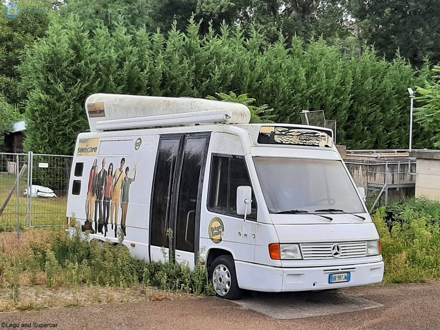 BR 987 JW, Mercedes-Benz O100 