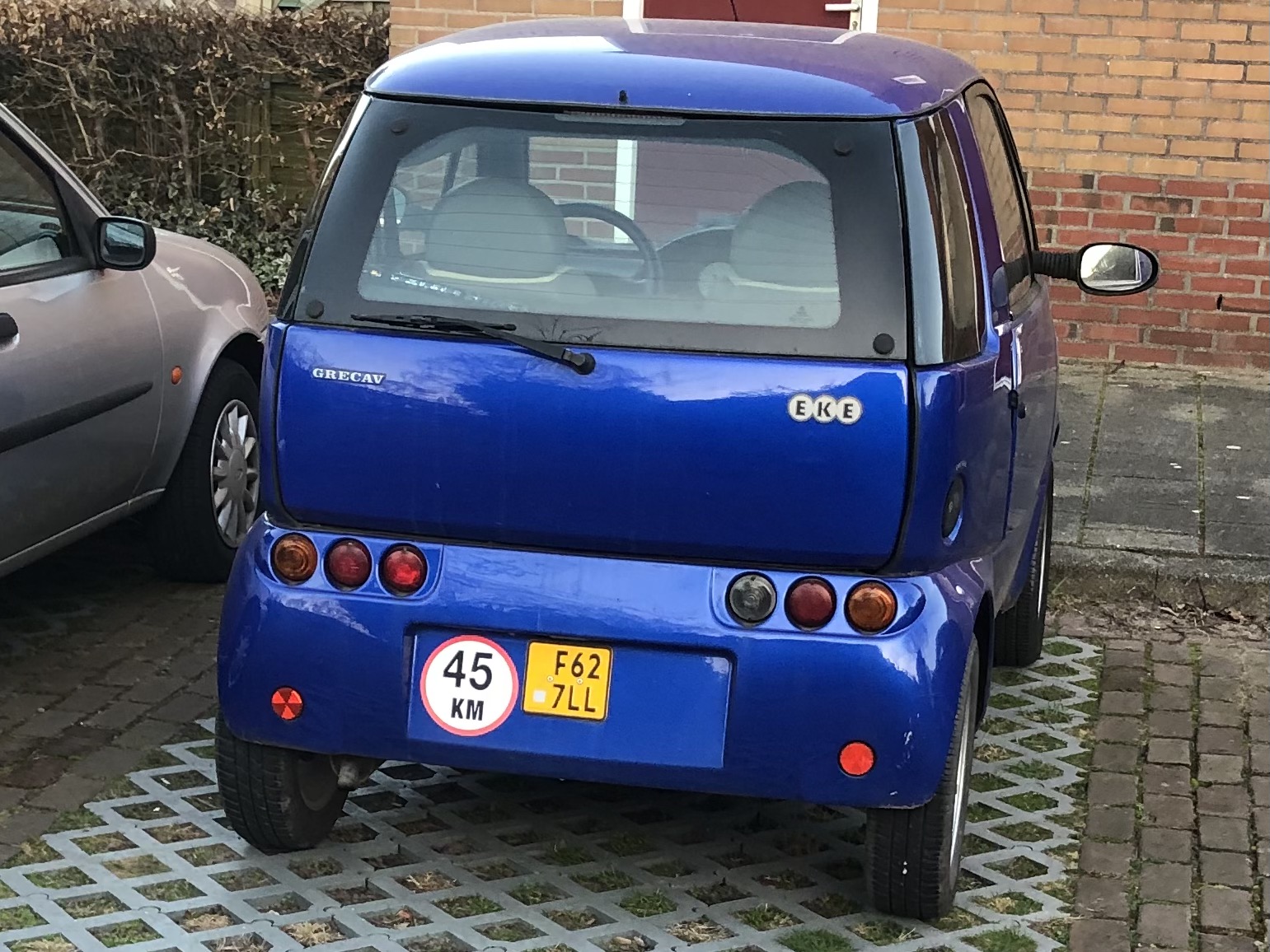 F-627-LL, Grecav EKE 