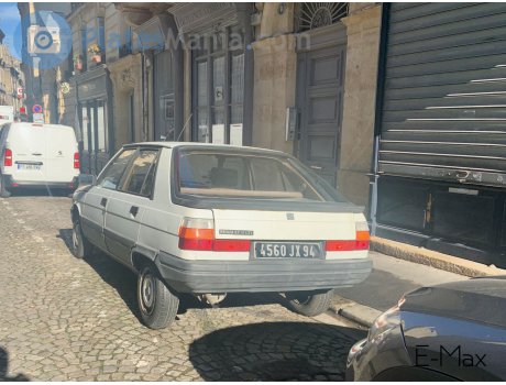 4560 JX 94, Renault 11