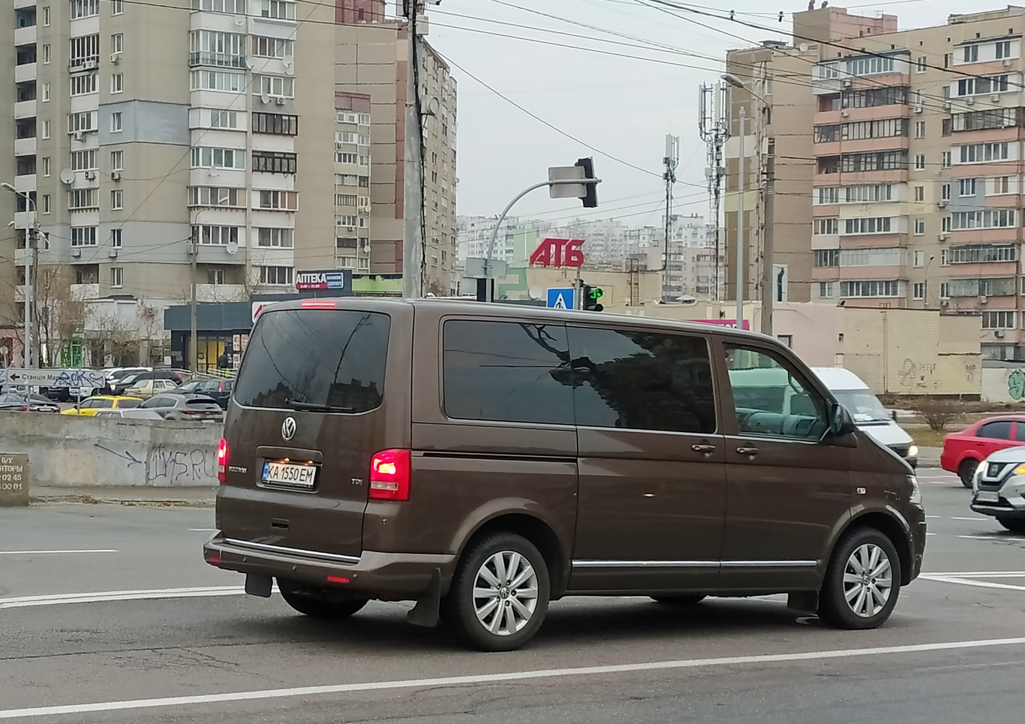 KA 1550 EM, Volkswagen Multivan T5 (7H/7E), facelift, 2009–2015