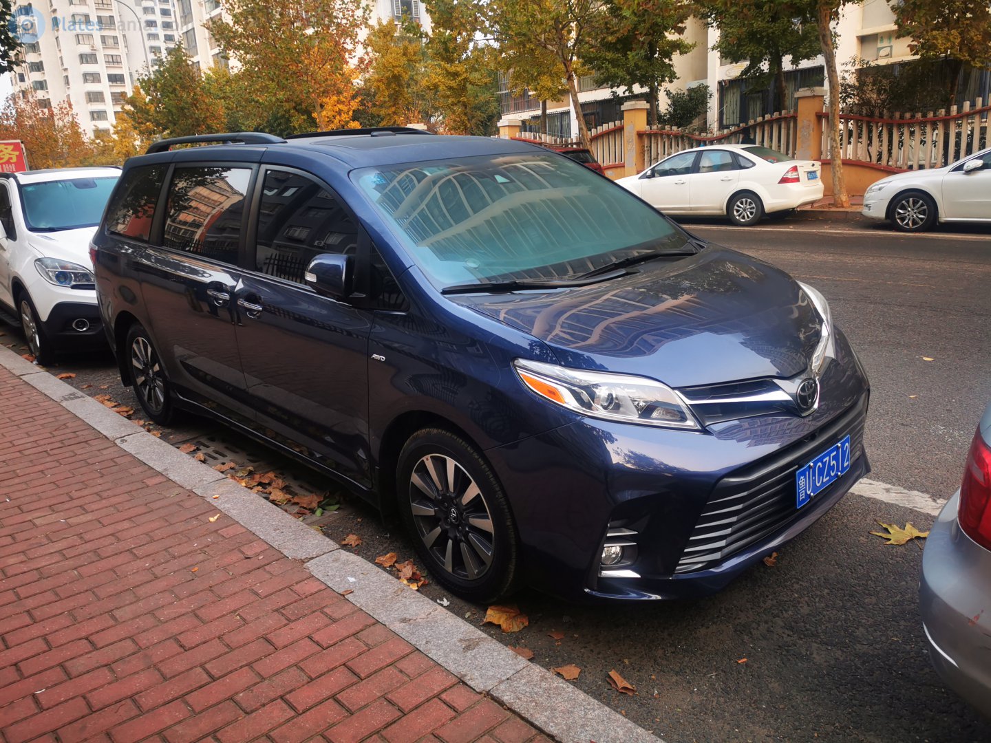 鲁U·CZ512, Toyota Sienna 3rd gen (XL30), 2010–2020