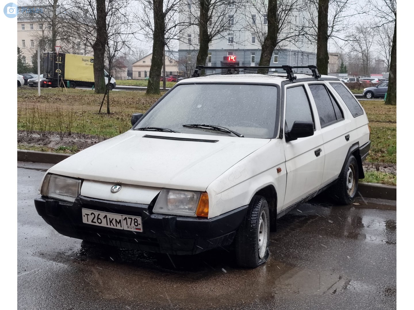 т 261 км 178, Skoda Forman 1st gen Combi (785), 1990–1995