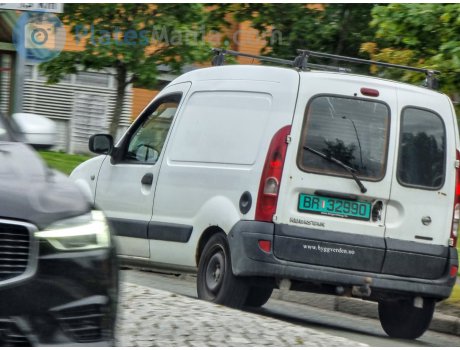 BR 32990, Nissan Kubistar