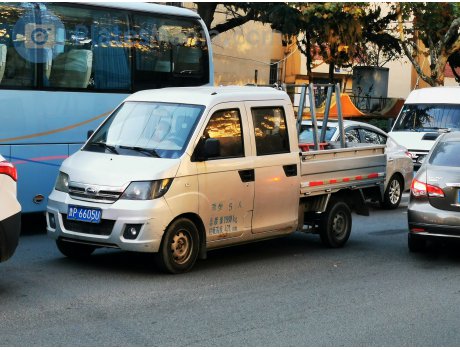 鲁P·6605U, Karry Youjin