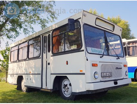 GJA-438, Ikarus 553