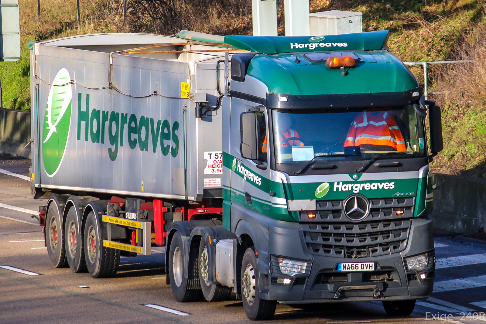 NA66DVH, Mercedes-Benz Arocs 1st gen, 2013–