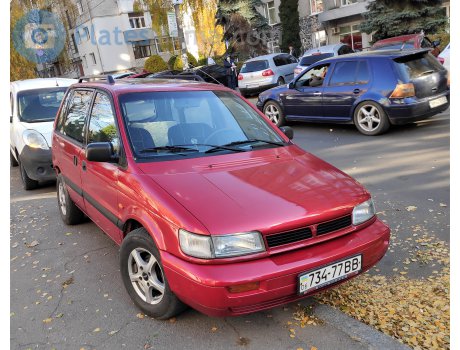 06 734-77 BB, Mitsubishi Space Runner