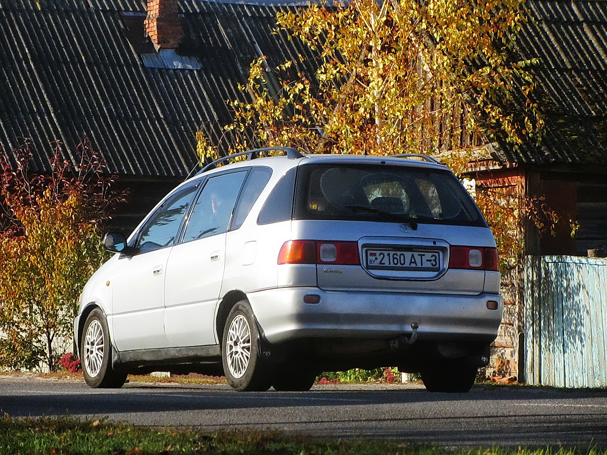 2160 AT-3, Toyota Picnic 1st gen (XM10), 1996–2001