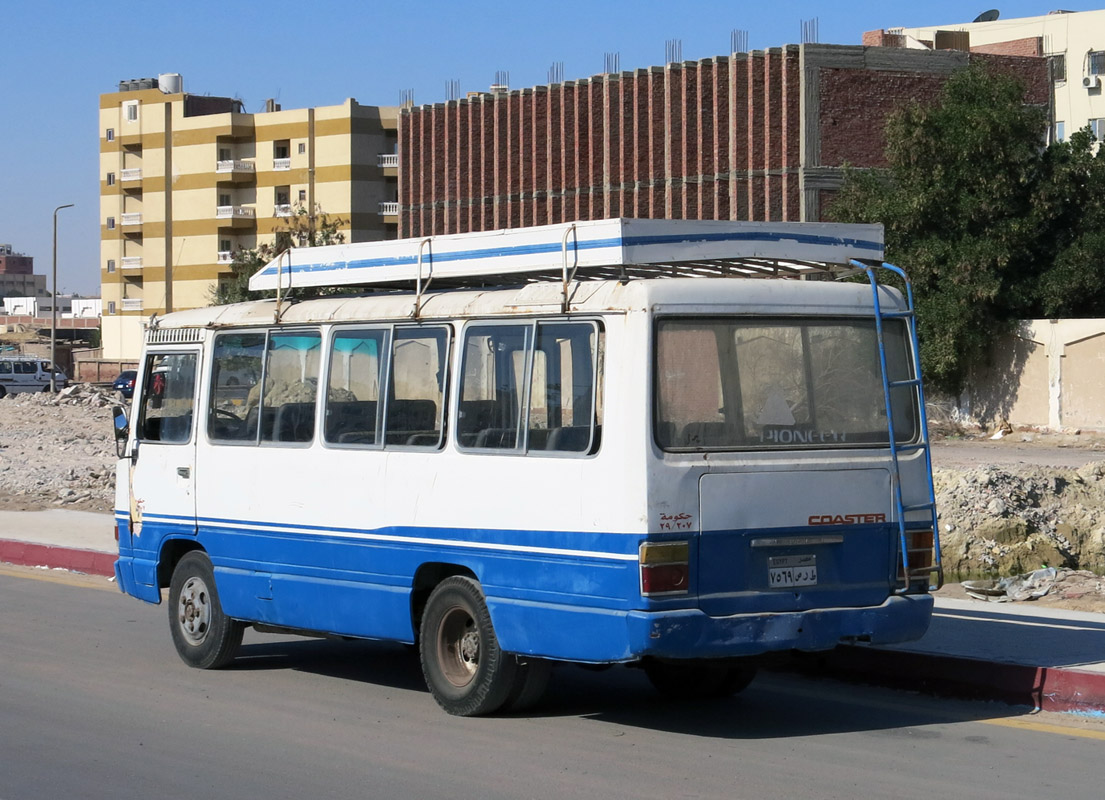 ٧٥٦٩ صرط, Toyota Coaster 2nd gen (B20/B30), 1982–1993