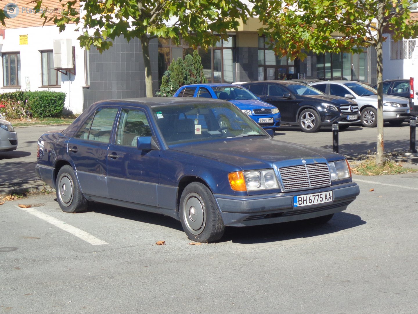 BH 6775 AA, Mercedes-Benz E-Klasse 1st gen Sedan (W124), 1984­–1995