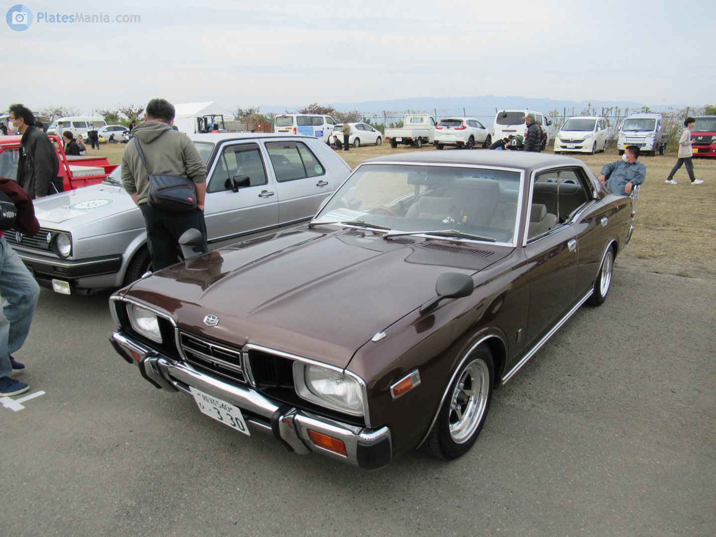 姫路 540 ひ 330, Nissan Gloria 5th gen Hardtop (330), 1975–1979