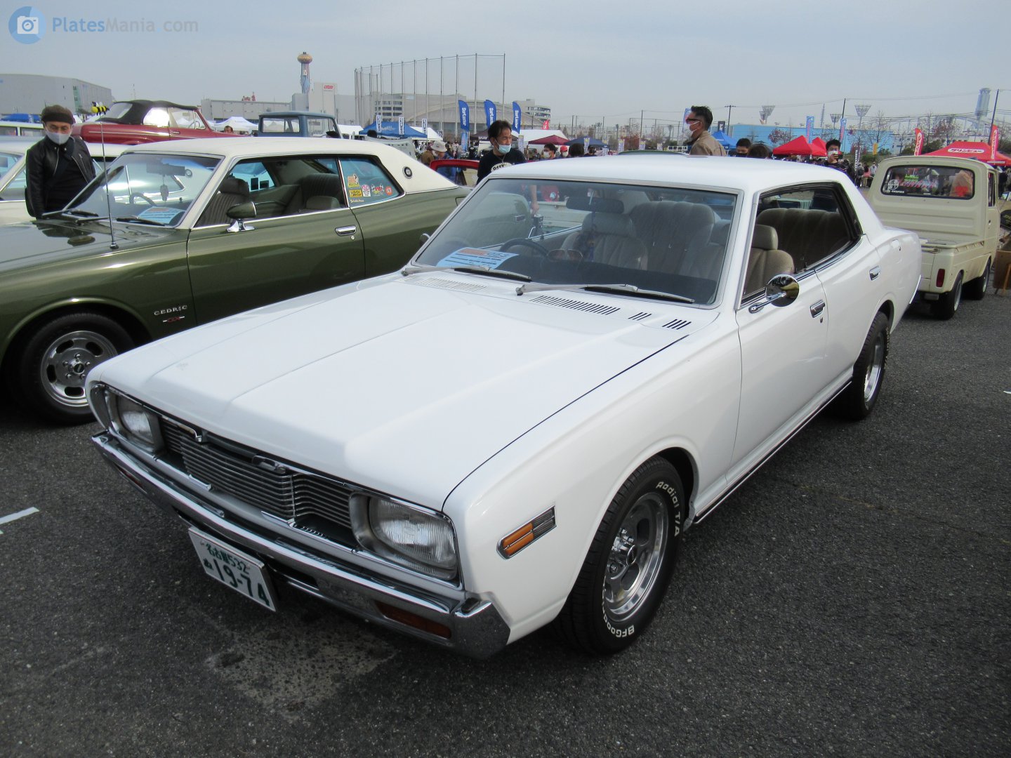 名古屋 532 ぬ 1974, Nissan Gloria 4th gen Coupé (230), 1971–1975