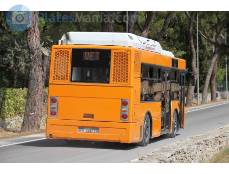 DX 566 YV, Menarini Monocar 231