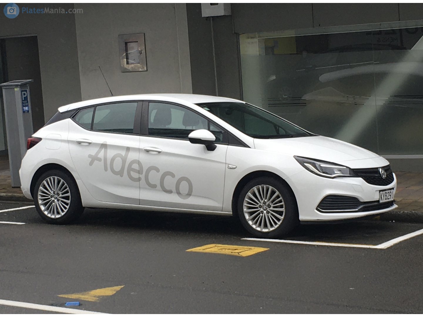 KYB291, Holden Astra 7th gen Hatch (BK), 2016–2020