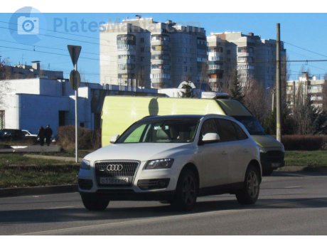 о118ку46, Audi Q5