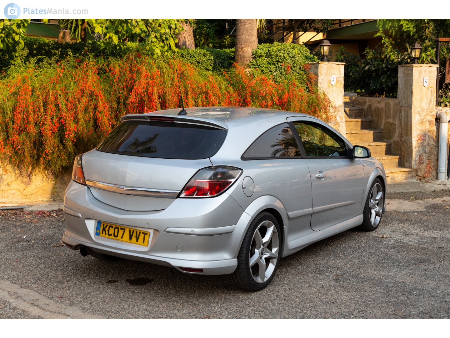 KC07VVT, Vauxhall Astra 5th gen Sport Hatch (H; A04), 2005–2011