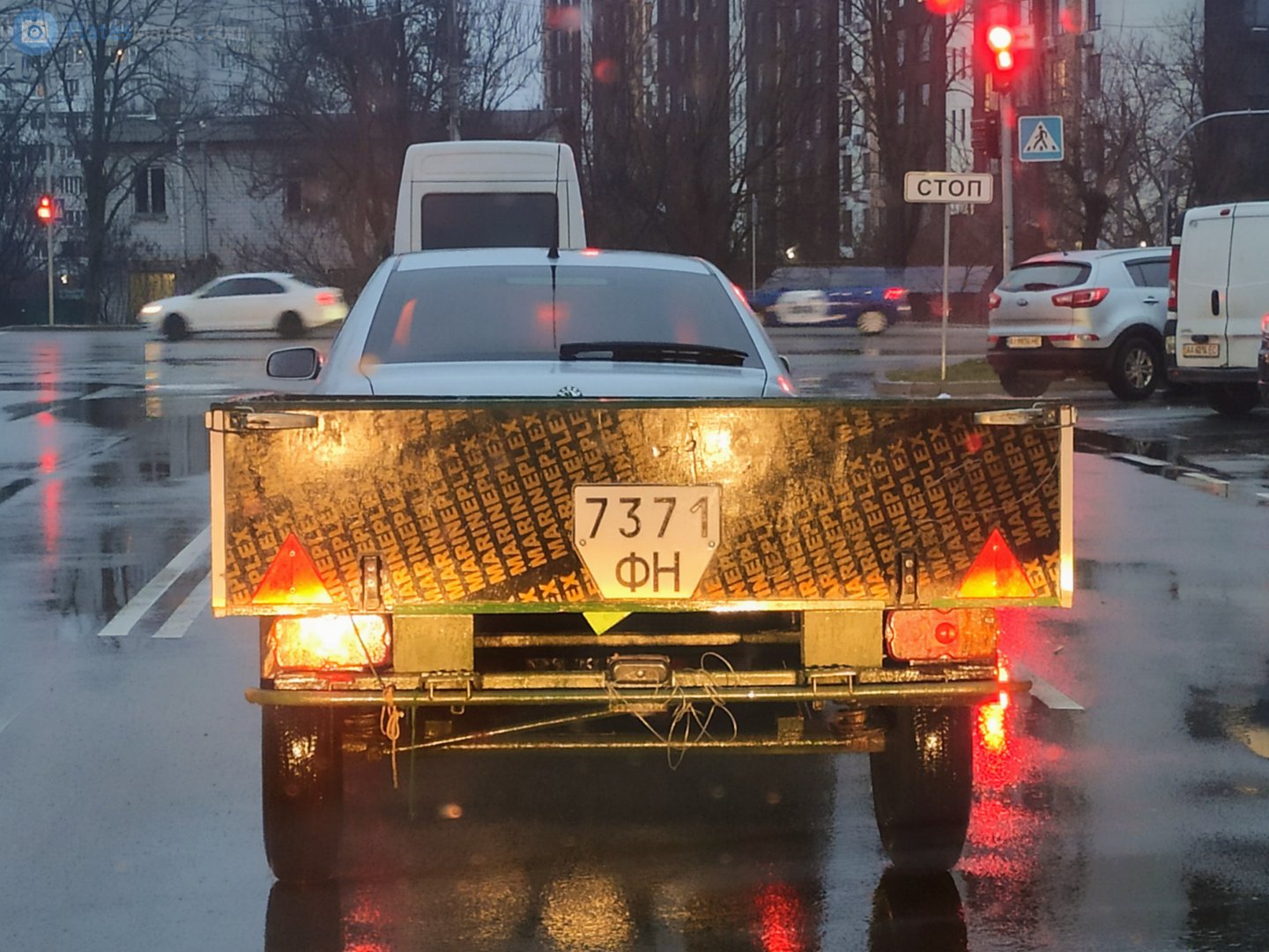 7371 ФН, Trailers (1977) 