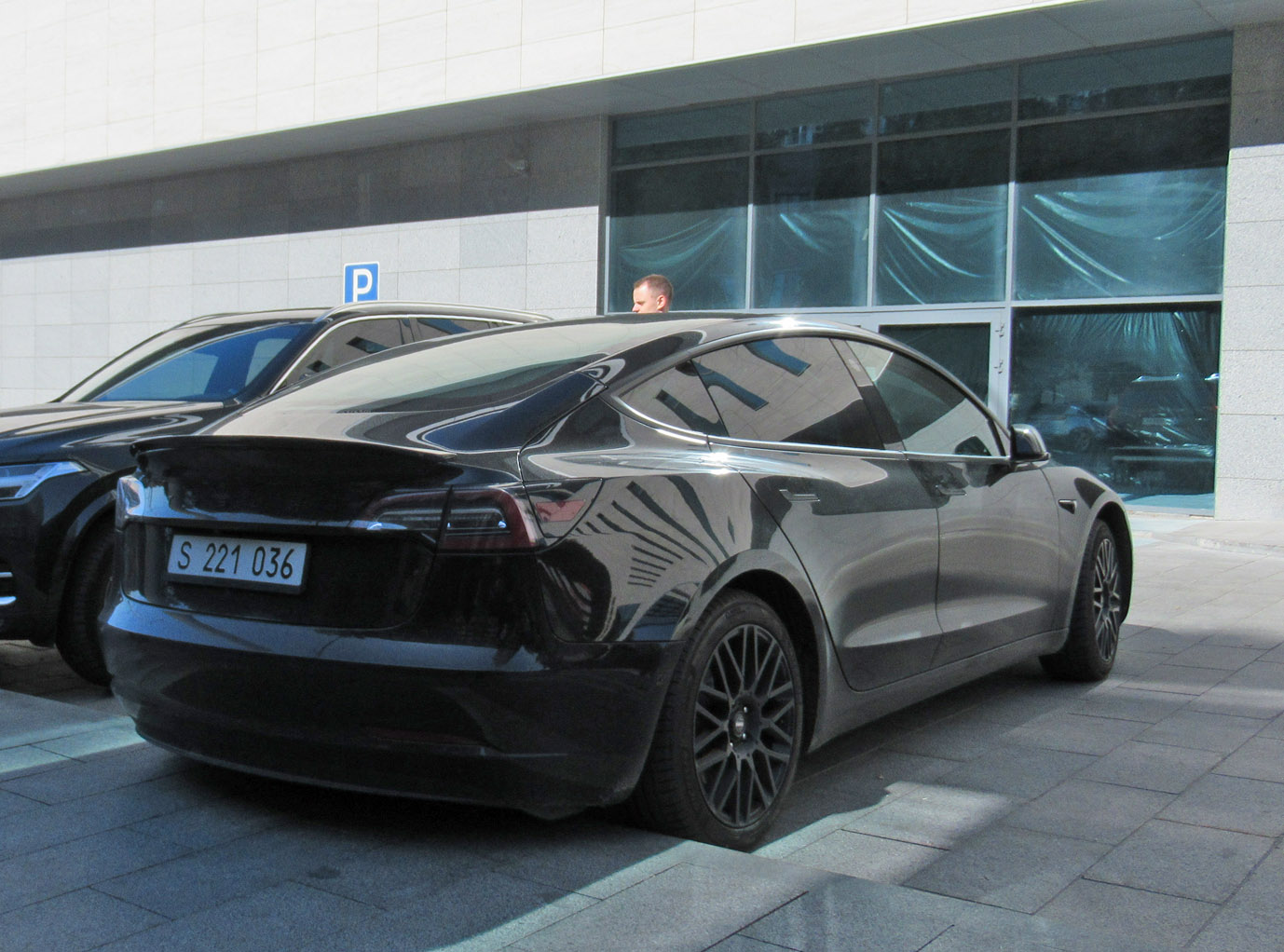 S 221 036, Tesla Model 3 1st gen (5YJ3), 2017–2023