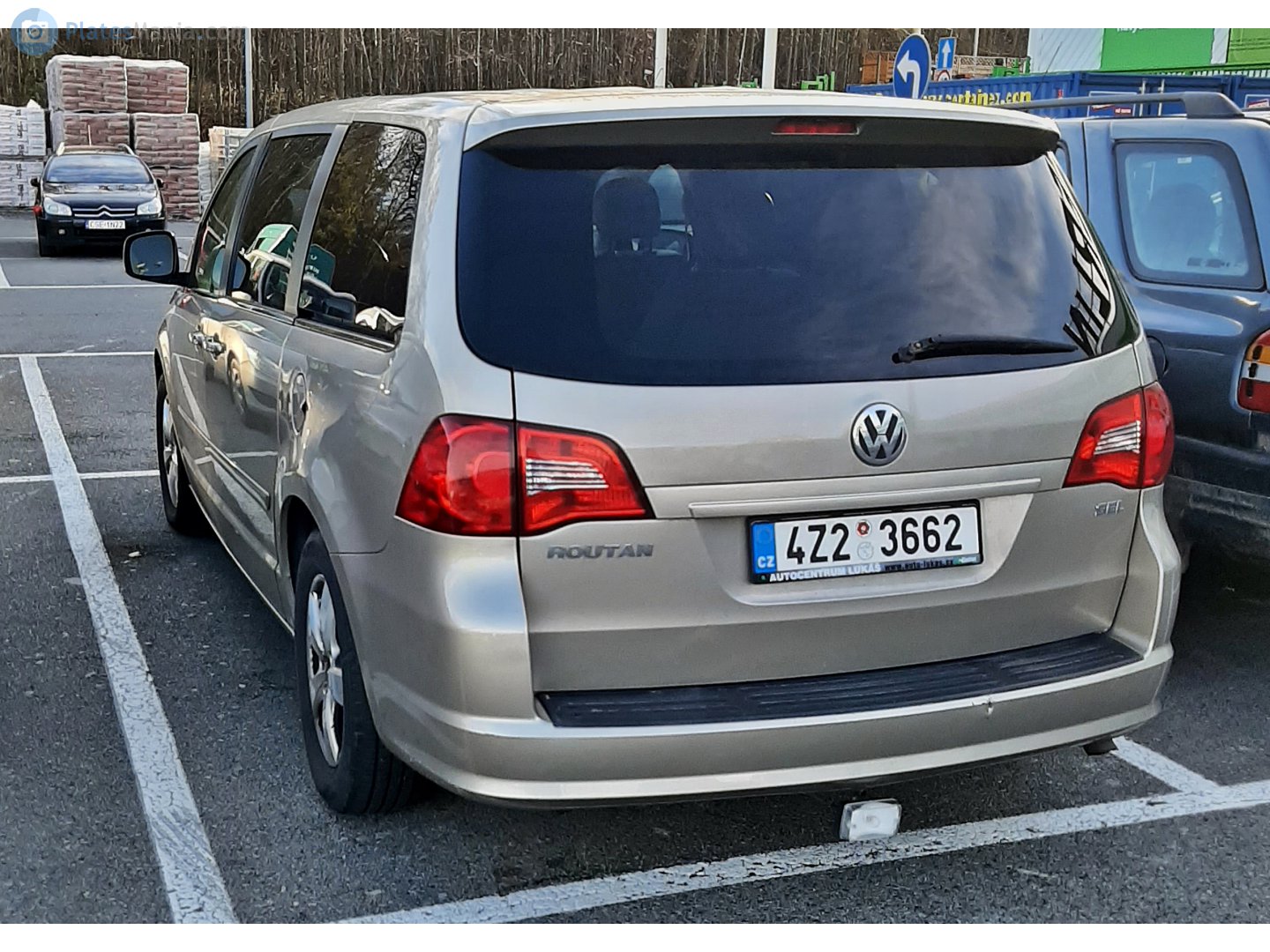 4Z2 3662, Volkswagen Routan 1st gen (RT), 2008–2013