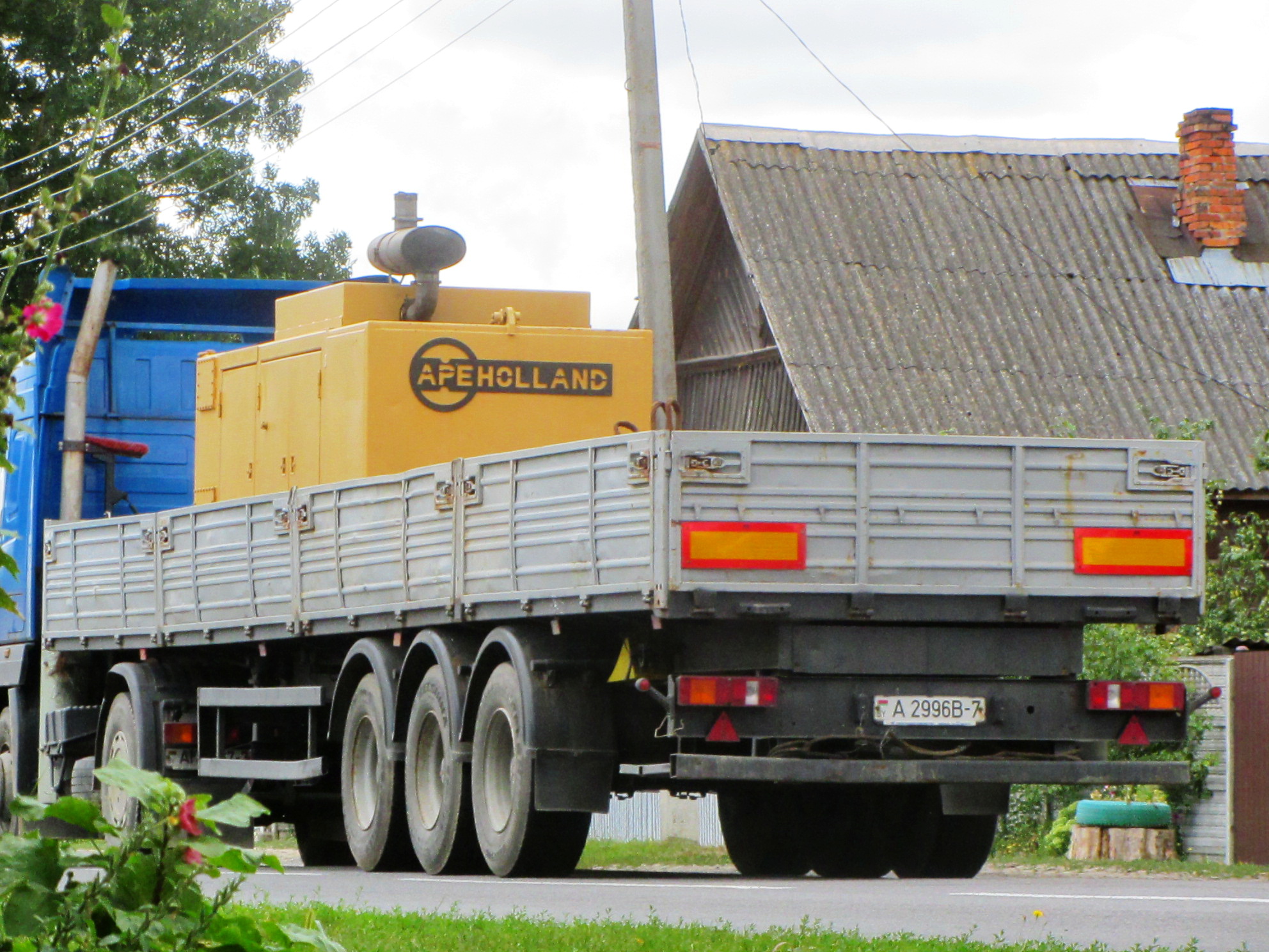 A 2996 B-7, MAZ 9758 