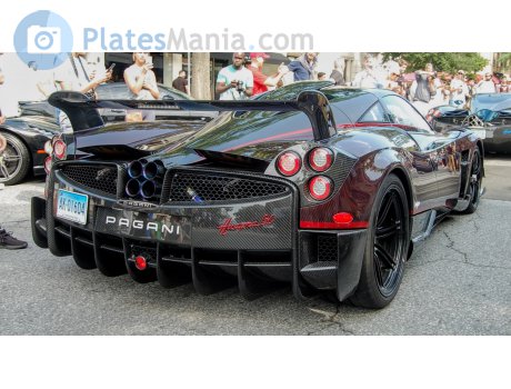 AK-01604, Pagani Huayra