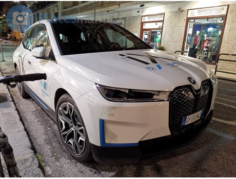 GF 003 WD, BMW iX