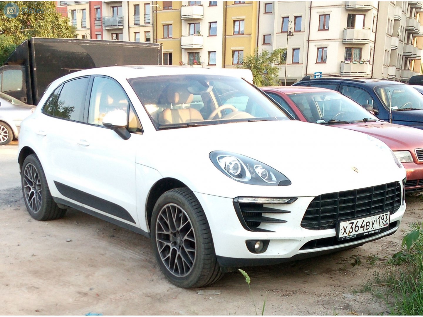 х 364 ву 193, Porsche Macan 1st gen (95B), 2014–2018