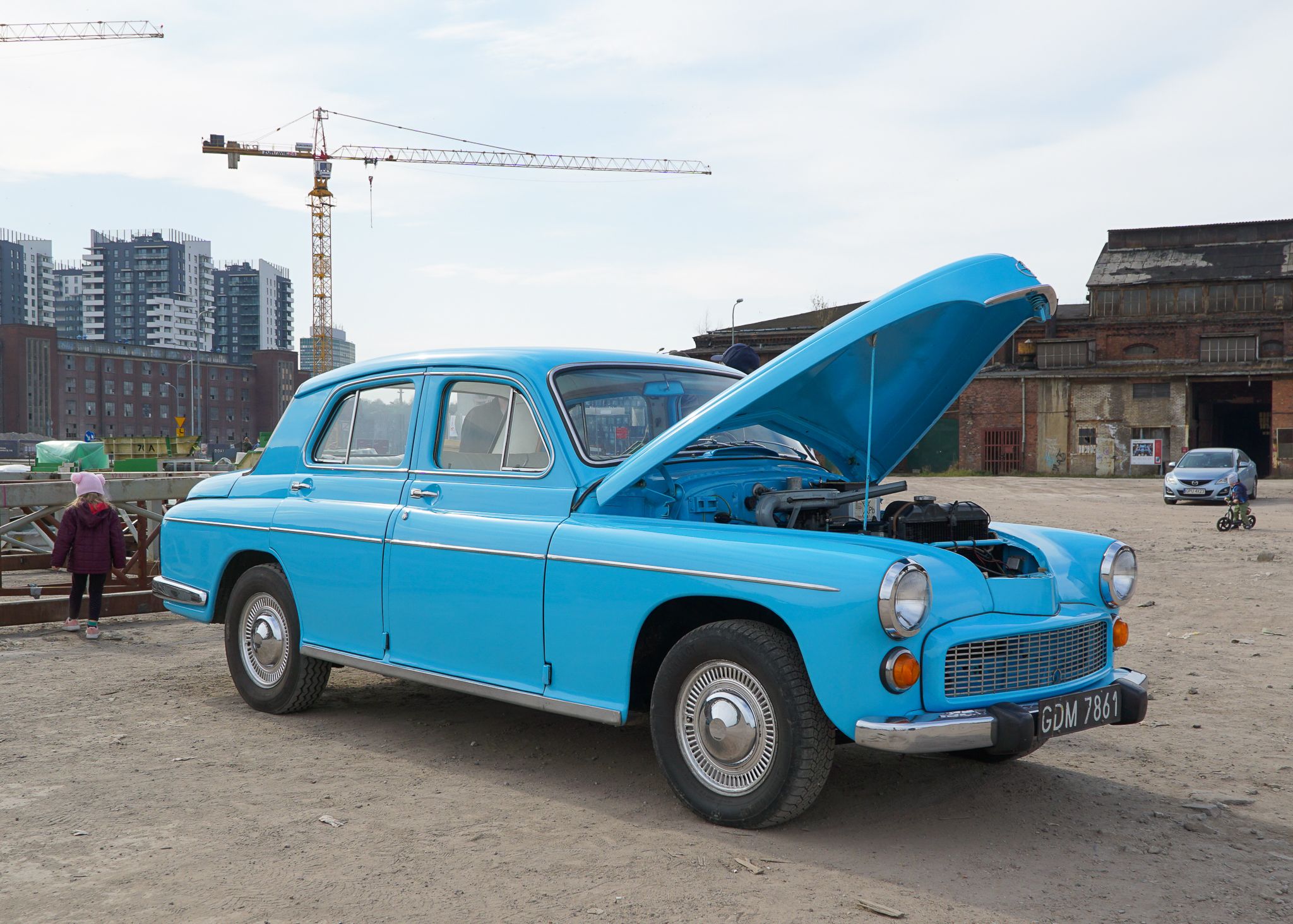 GDM 7861, FSO Warszawa 203/204/223/224 4-door Sedan, 1964–1973