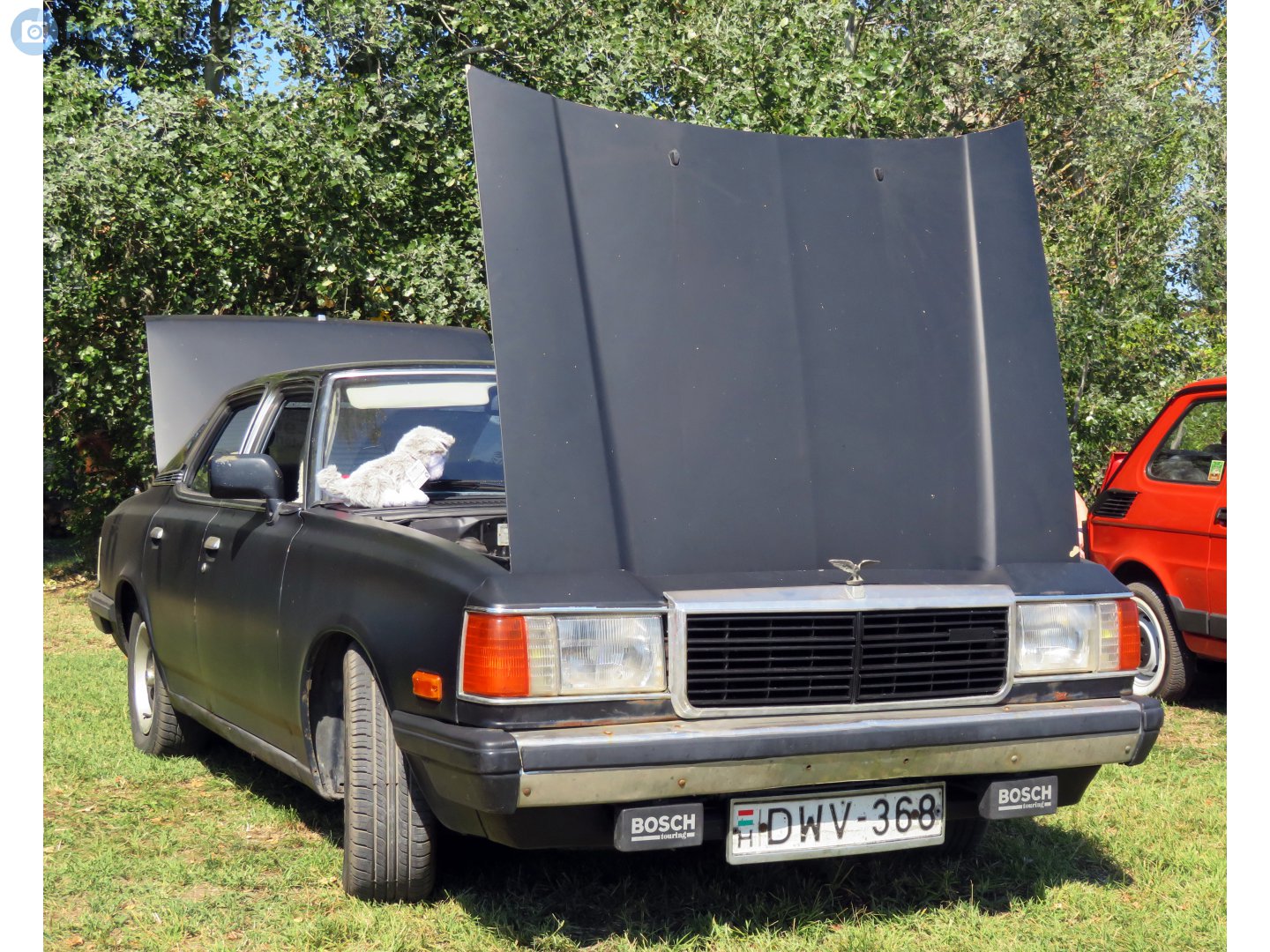 DWV-368, Mazda 929 2nd gen Sedan (LA4), facelift, 1980–1982