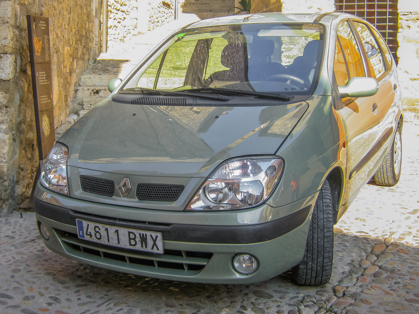 4611 BWX, Renault Scénic 1st gen (J64), facelift, 1999–2003 (–2010 for LATAM-market)