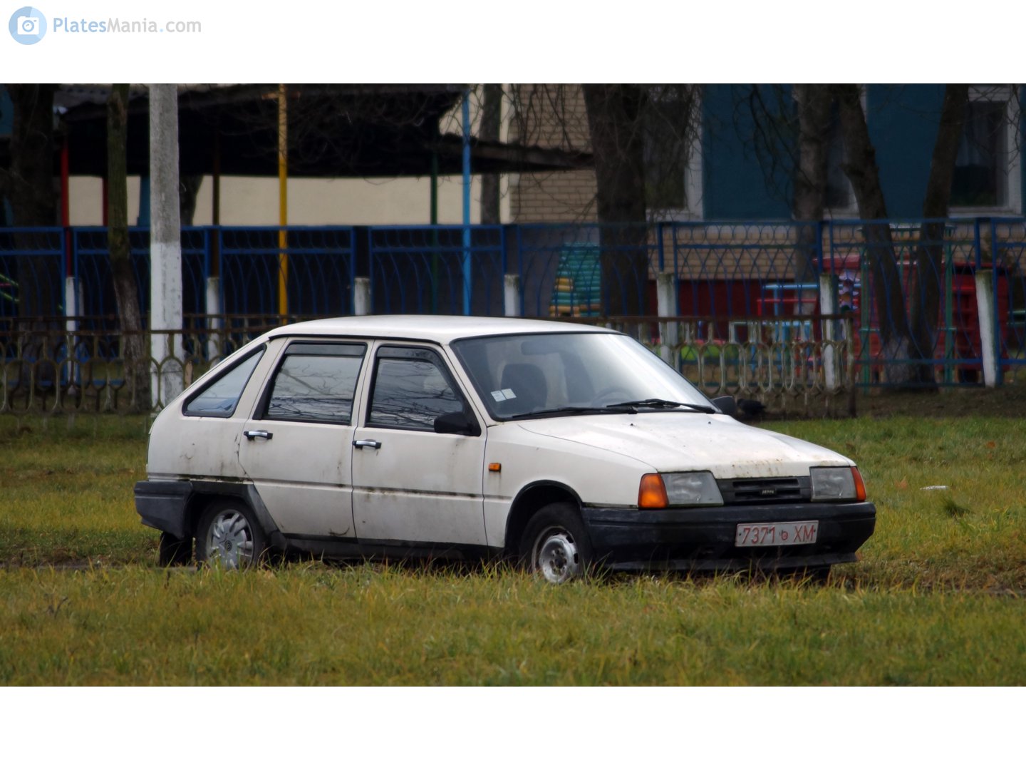 7371 XM, Izh 2126 2126 Орбита/Ода (Orbita/Oda), 1990–2005
