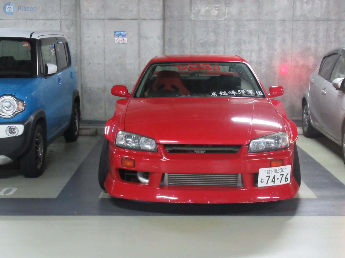 袖ヶ浦 300 む 7476, Nissan Skyline 10th gen Coupé (R34), 1998–2001