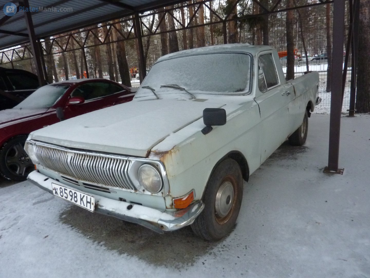 ж 8598 КН, GAZ 24 Волга 24(-01/07) Sedan, 1969–1985