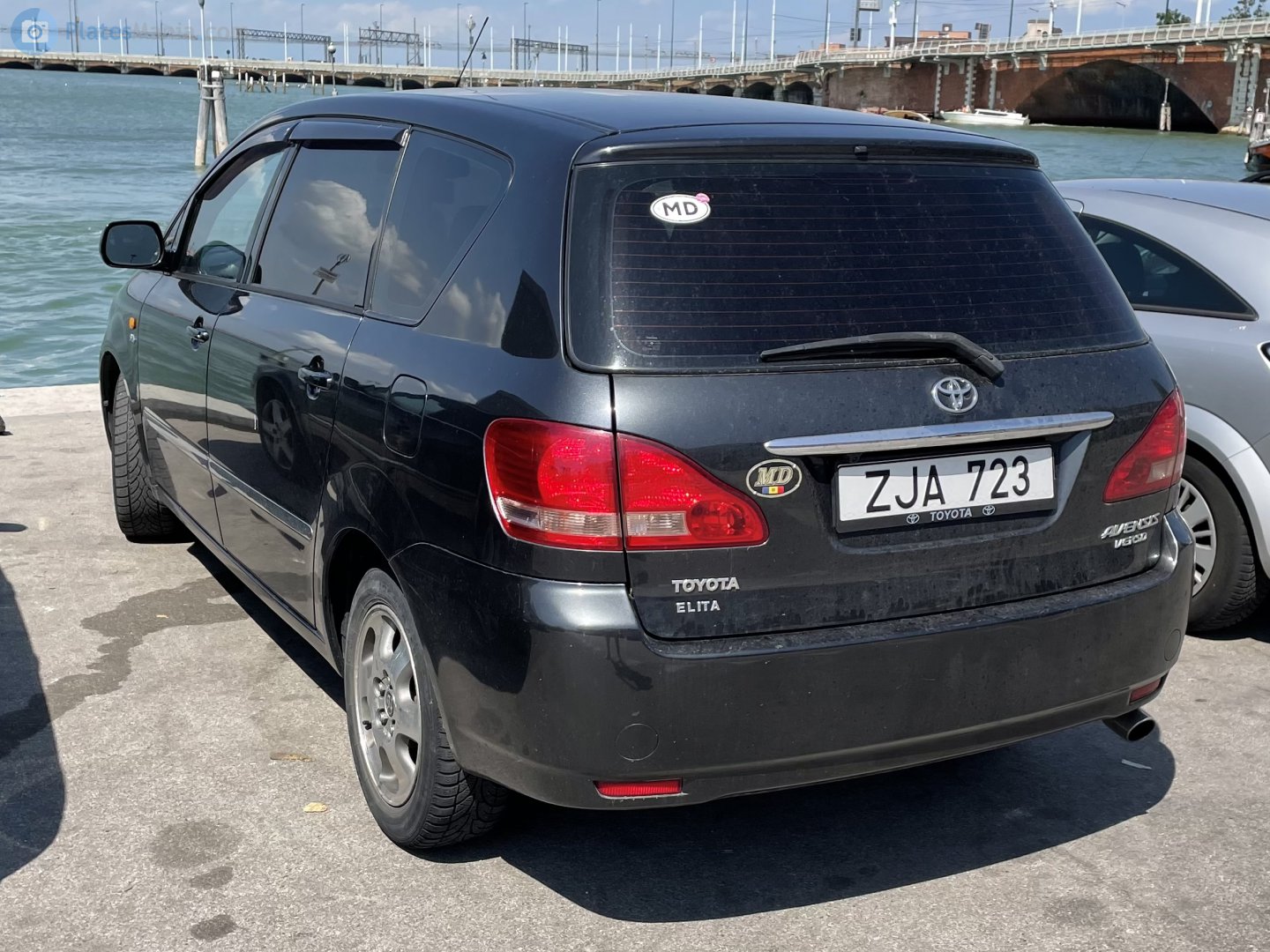 ZJA 723, Toyota Avensis Verso 1st gen (XM20), 2001–2003