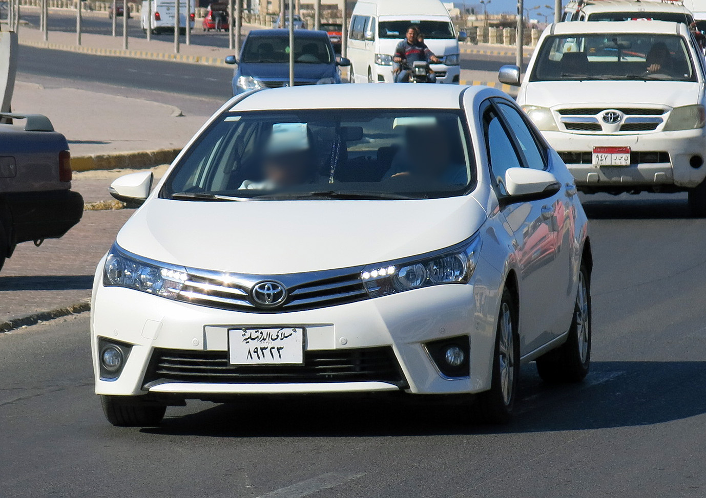 ٨٩٣٢٣, Toyota Corolla 11th gen (Altis/Quest) Sedan (E170/E180; Global-market), 2013–2020 (–present for ZA-market)