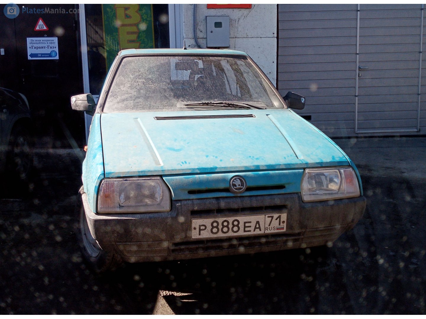 р 888 еа 71, Skoda Forman 1st gen Combi (785), 1990–1995