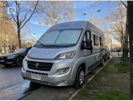 M 5472, McLouis Menfys Van