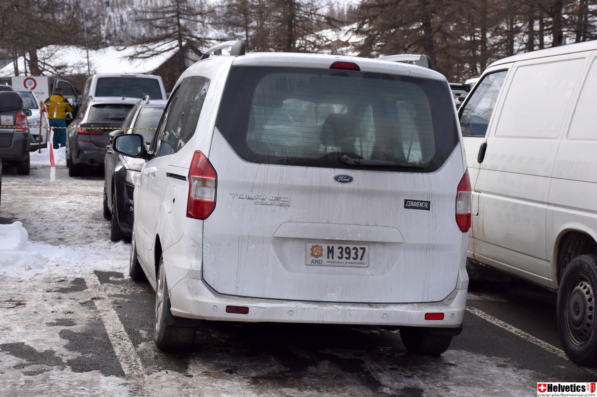 M 3937, Ford Tourneo Courier 1st gen (B460/JU2), 2014–